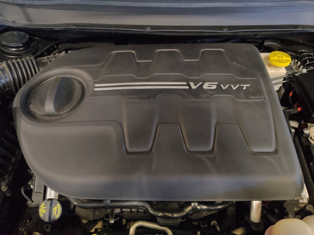 Used 2020 Jeep Cherokee Trailhawk w/ Cold Weather Group AWD/4WD image 30