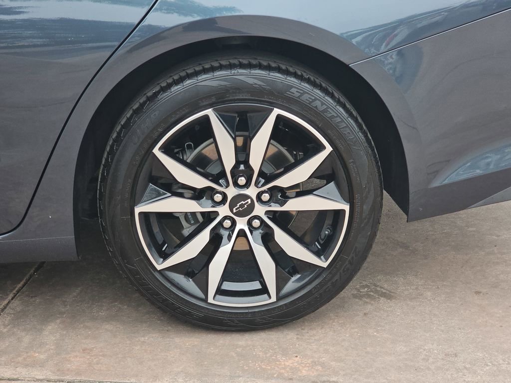 Used 2020 Chevrolet Malibu RS FWD image 36