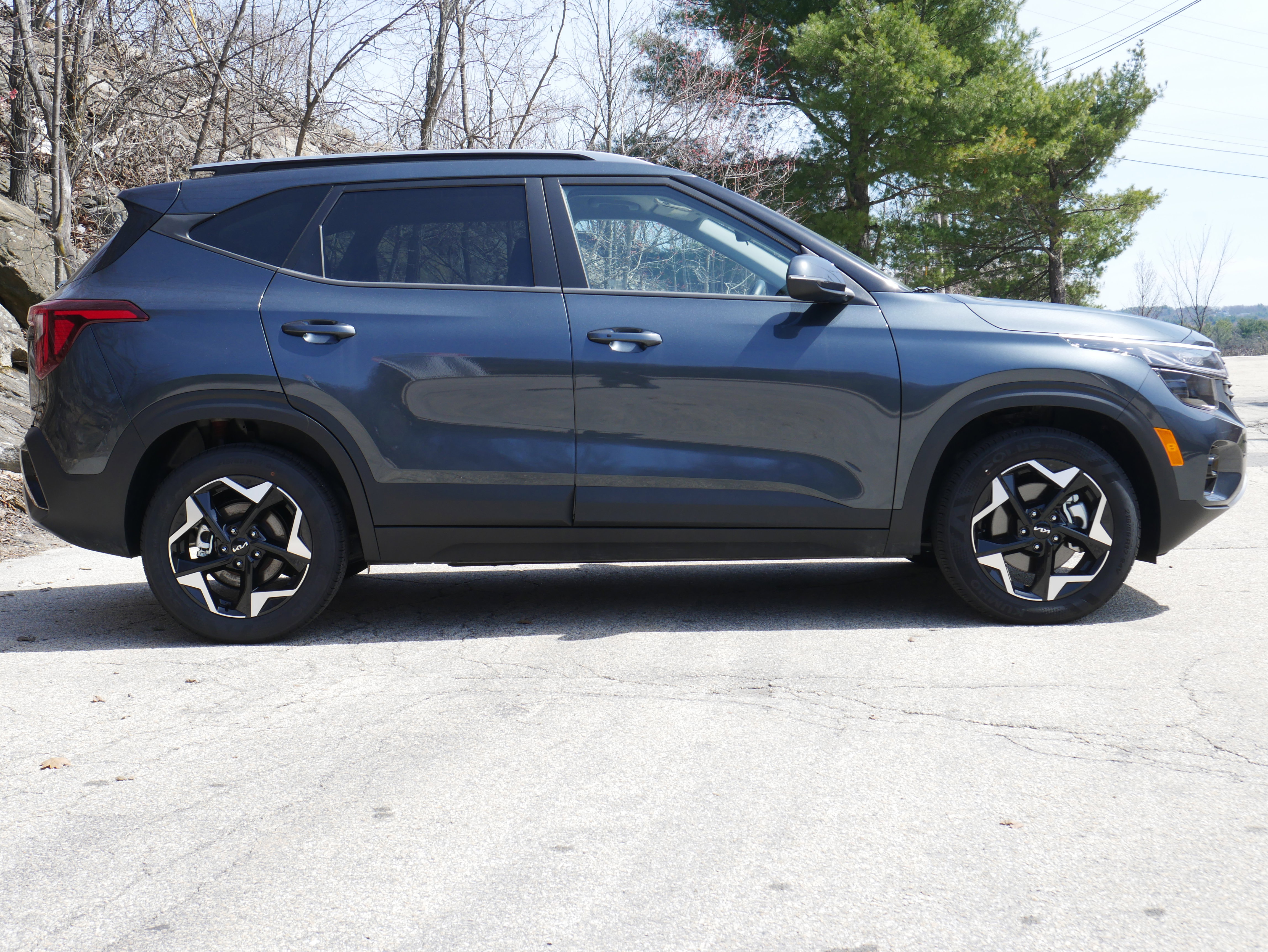 Certified 2025 Kia Seltos S AWD/4WD image 7