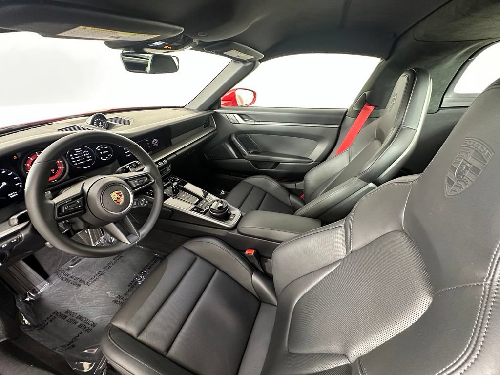 Used 2024 Porsche 911 Targa 4 AWD/4WD image 4