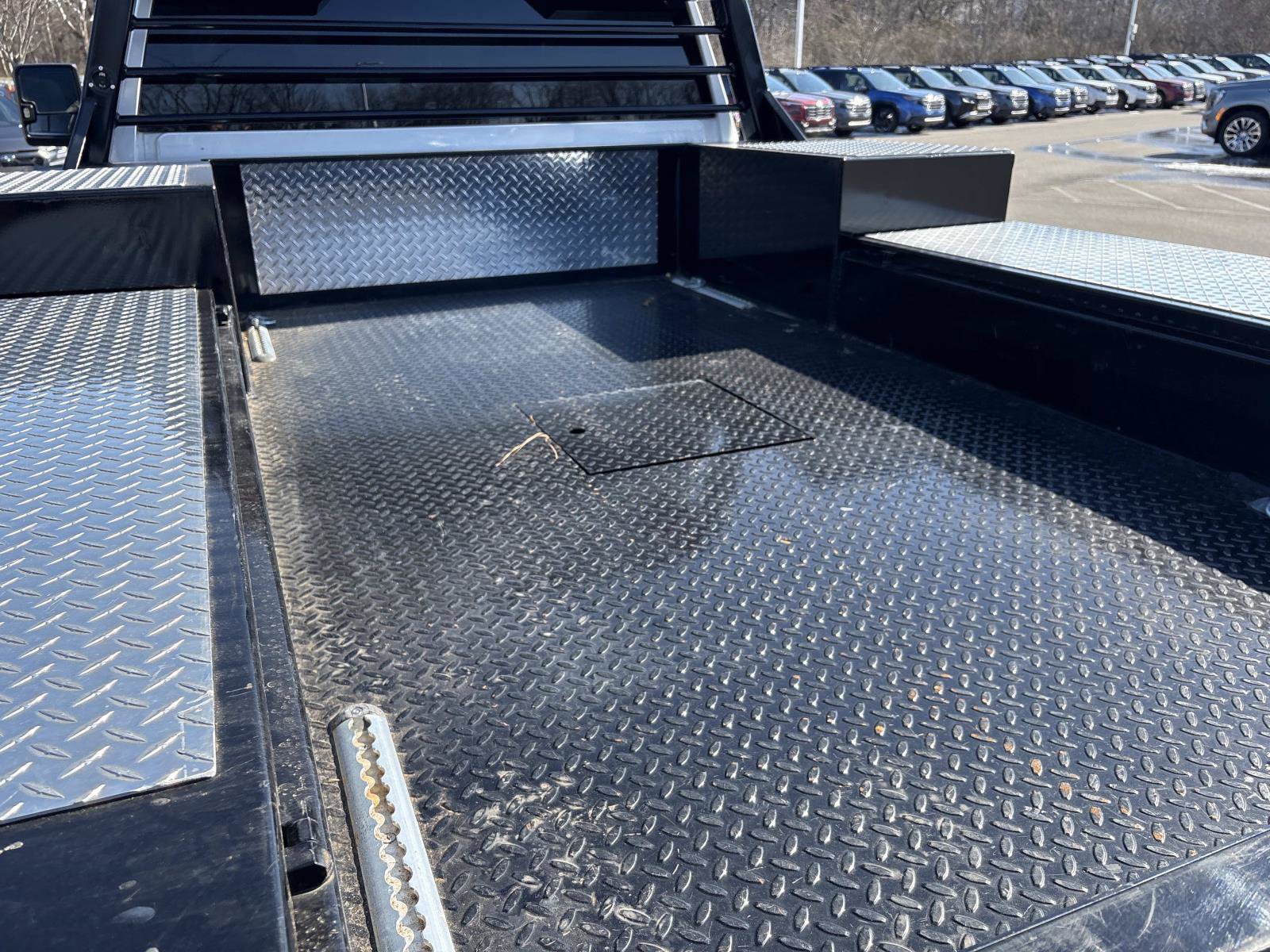 Used 2024 GMC Sierra 3500 Pro w/ Convenience Package image 31