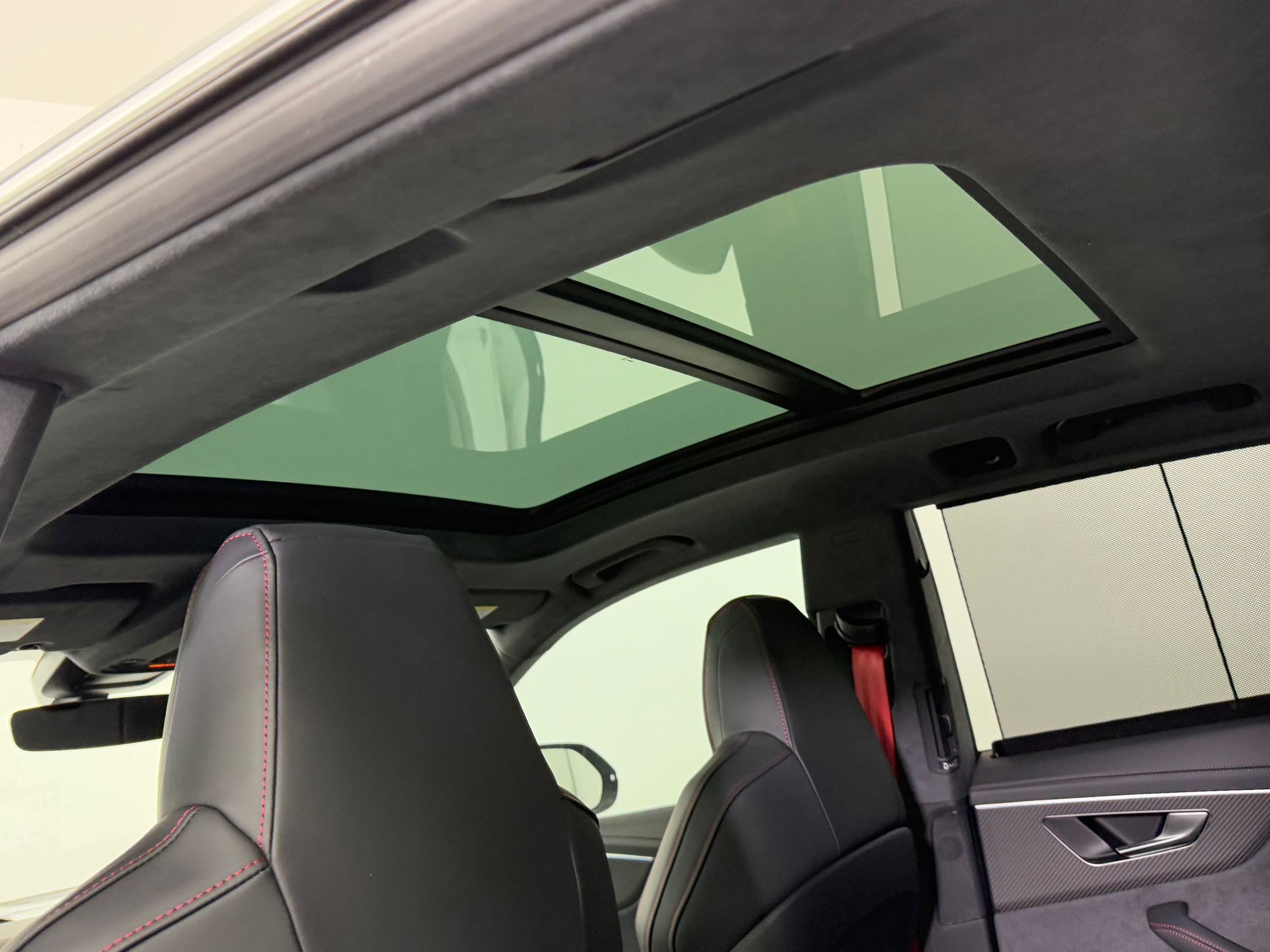 New 2026 Audi SQ8 Prestige image 16