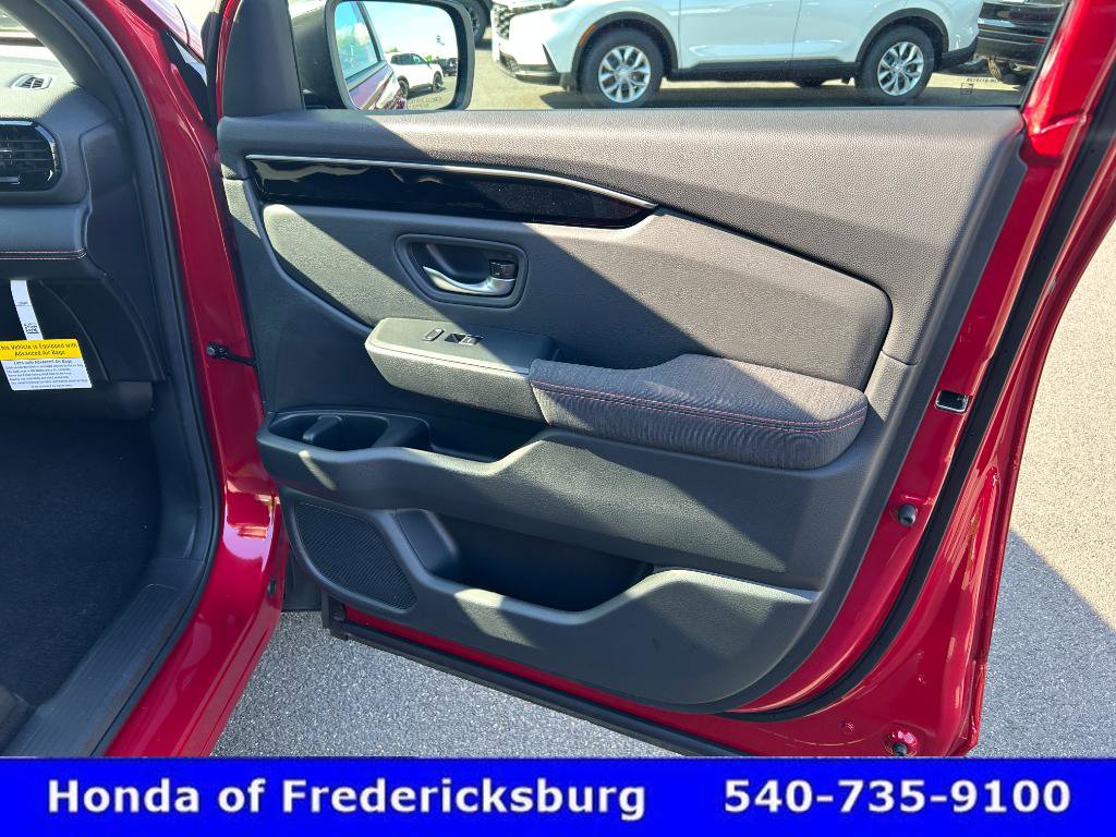 Used 2025 Honda Pilot Sport image 15
