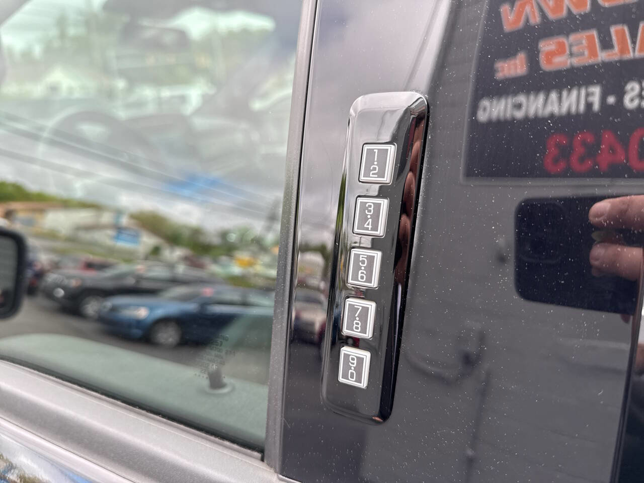 Used 2022 Ford F150 Lariat w/ Equipment Group 502A High image 32