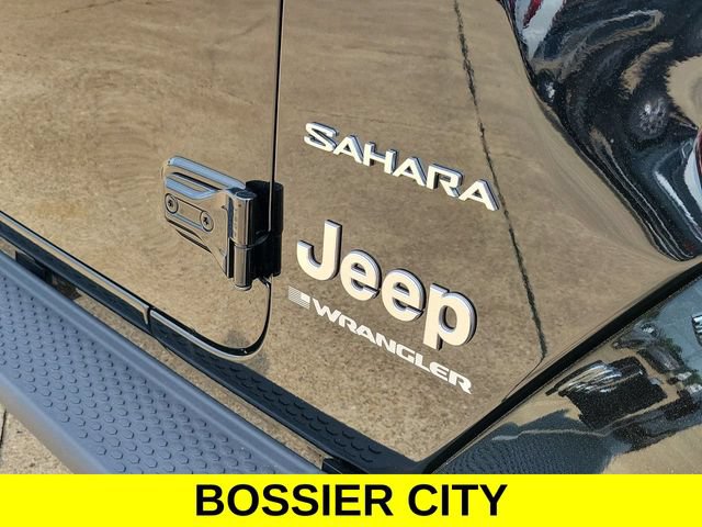 Used 2024 Jeep Wrangler Unlimited Sahara w/ Safety Group AWD/4WD image 32