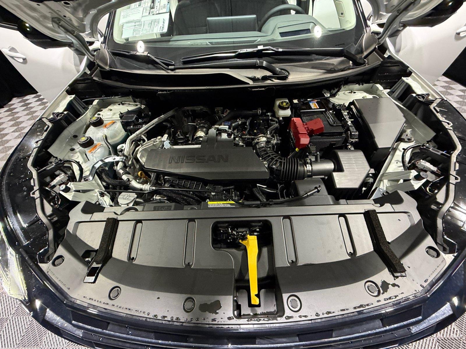 New 2026 Nissan Rogue Platinum w/ Tech Package AWD/4WD image 21