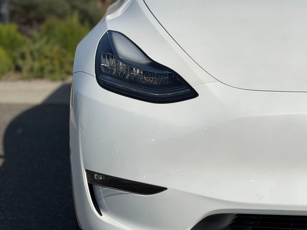 Used 2021 Tesla Model Y Long Range AWD/4WD image 7