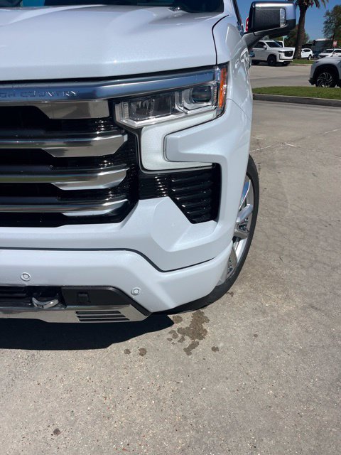New 2026 Chevrolet Silverado 1500 High Country AWD/4WD image 14