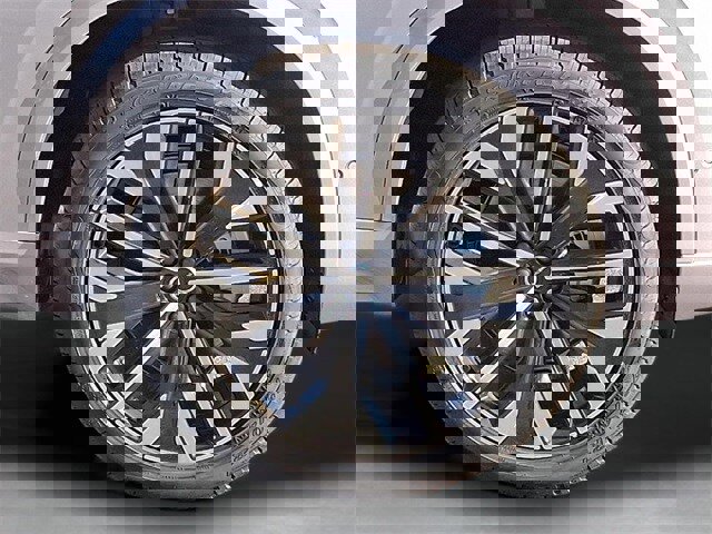 New 2026 Volvo XC90 B5 Plus image 5