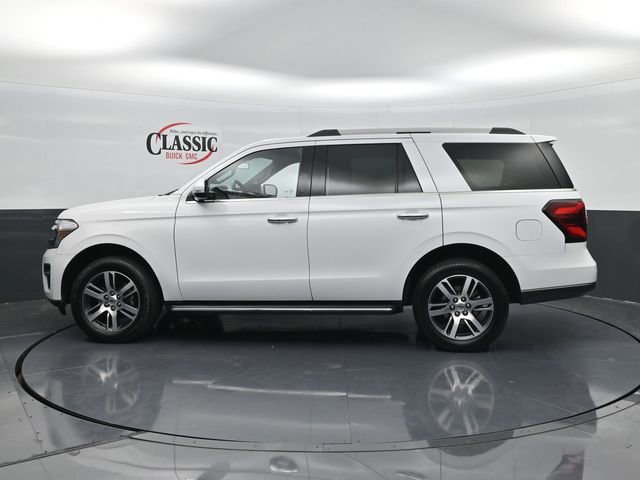 Used 2022 Ford Expedition Limited image 2