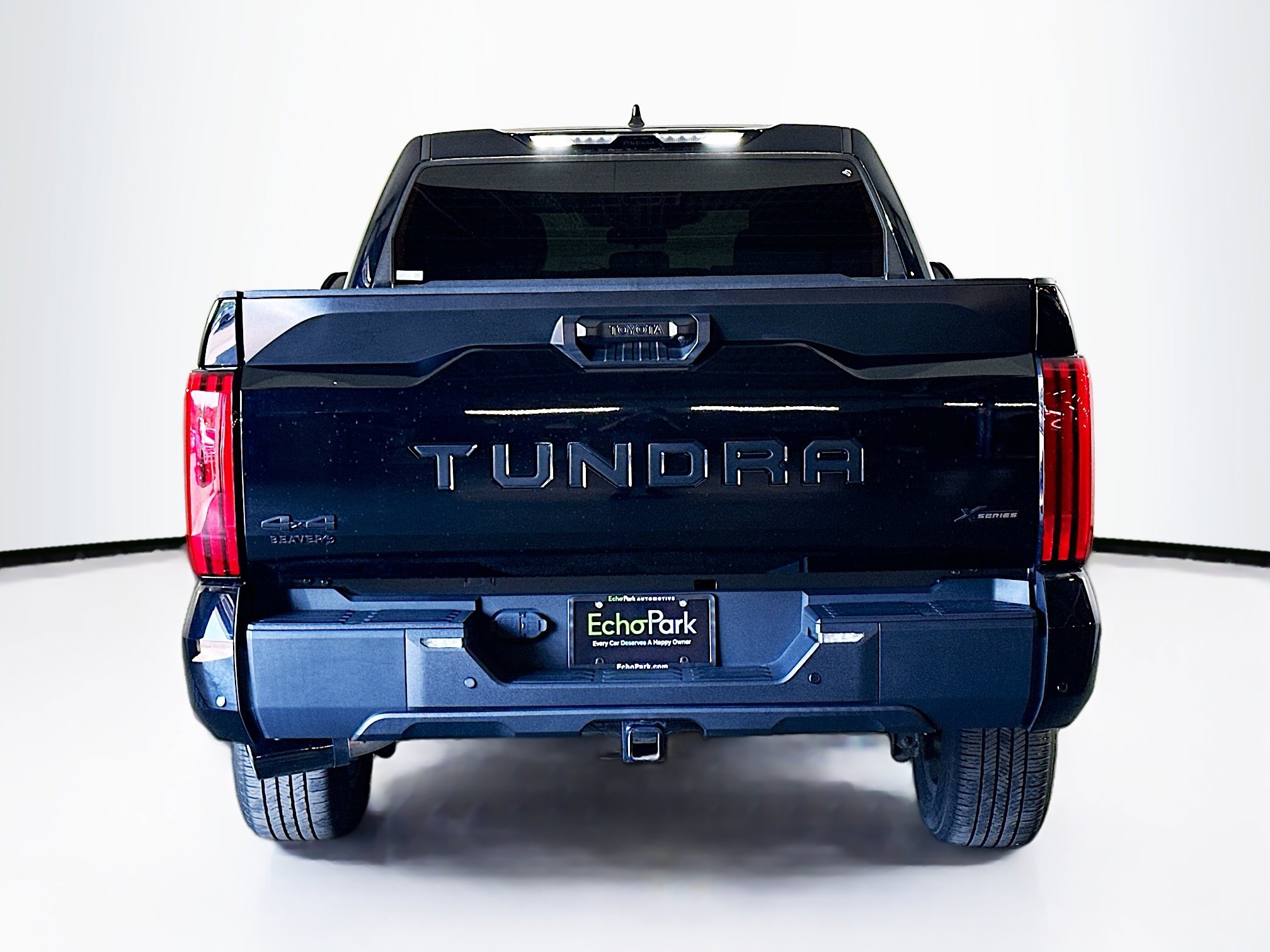 Used 2023 Toyota Tundra SR5 w/ SR5 Convenience Package AWD/4WD image 7