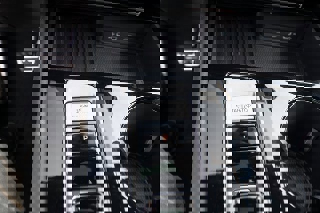 New 2026 Volkswagen Atlas Cross Sport SEL Premium R-Line image 22