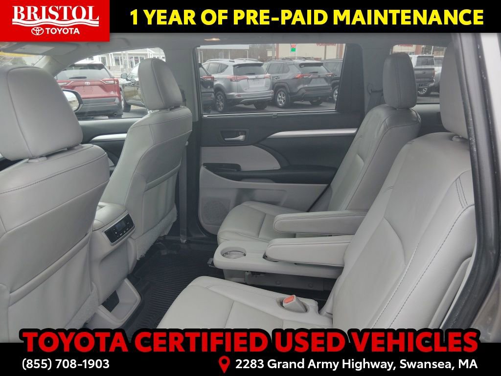 Certified 2019 Toyota Highlander XLE image 16