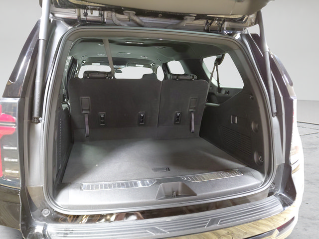 Certified 2025 Chevrolet Suburban Z71 AWD/4WD image 14