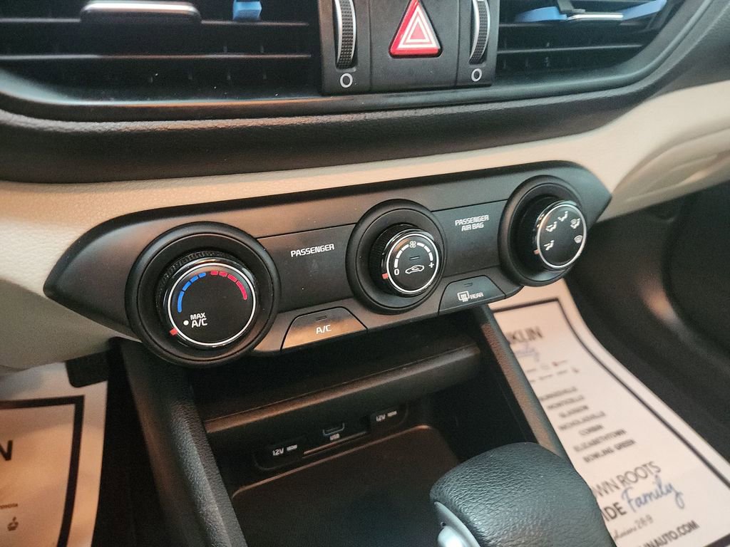 Used 2023 Kia Forte LXS w/ LXS Technology Package FWD image 23