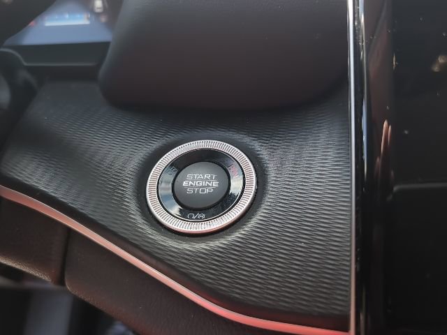 Used 2023 Jeep Grand Cherokee L Laredo image 21