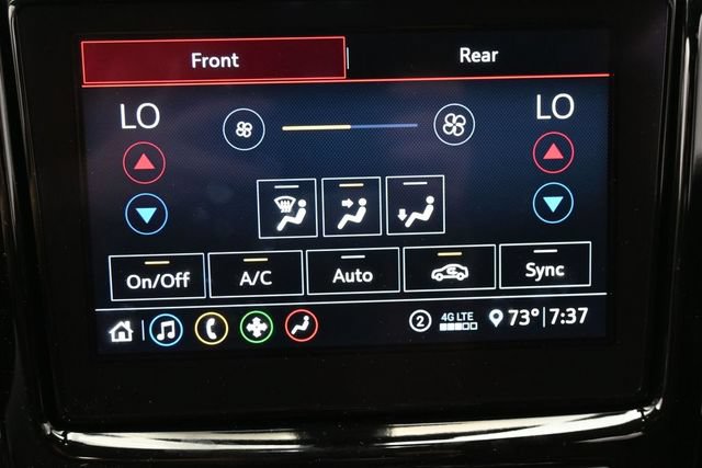 Used 2021 Chevrolet Traverse LT FWD image 22