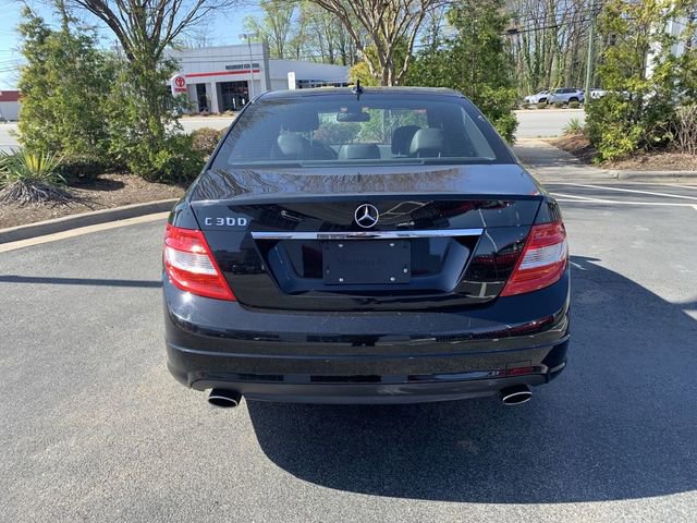 Used 2011 Mercedes-Benz C 300 Sedan image 7