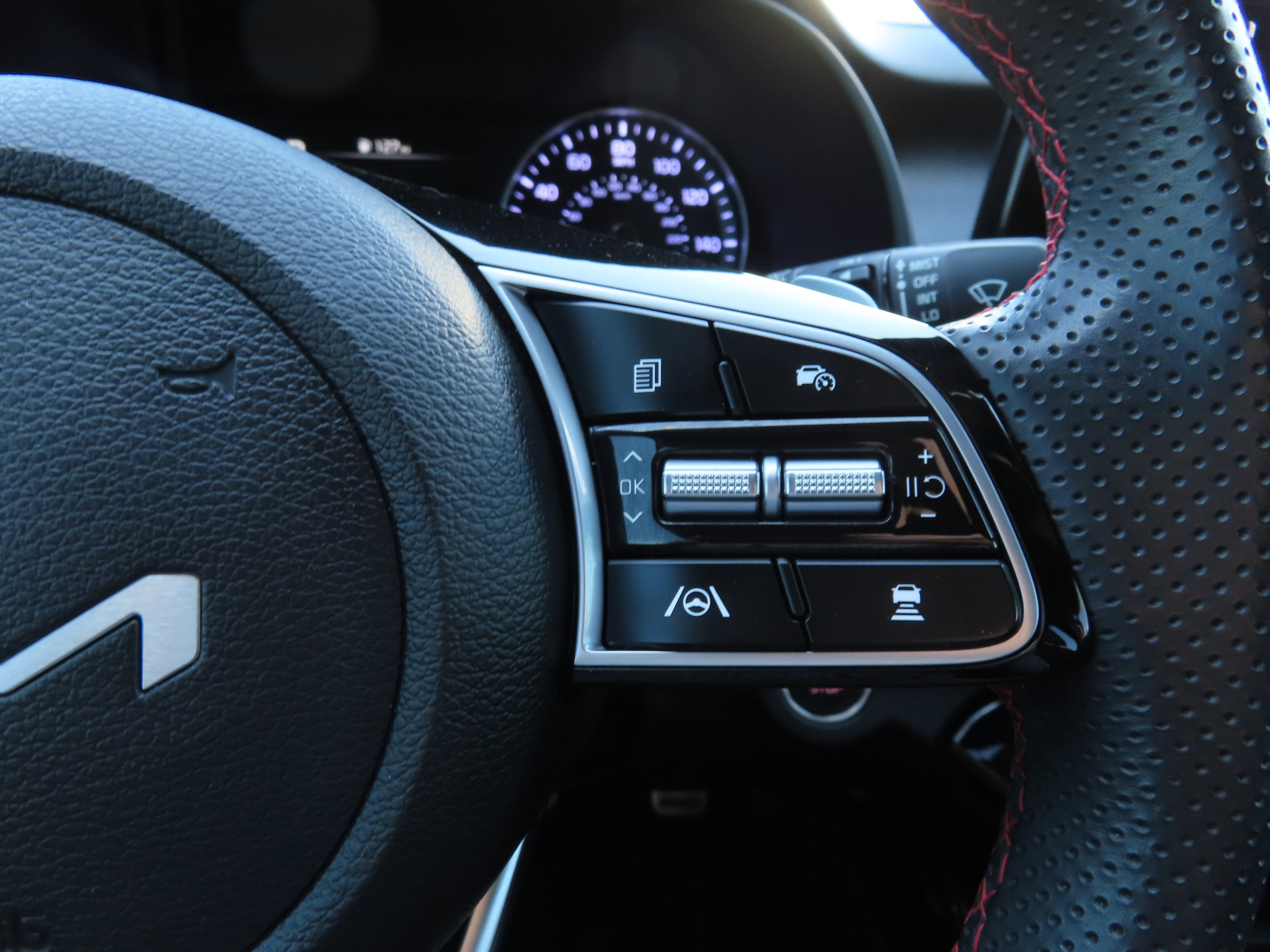 Used 2023 Kia Forte GT image 17