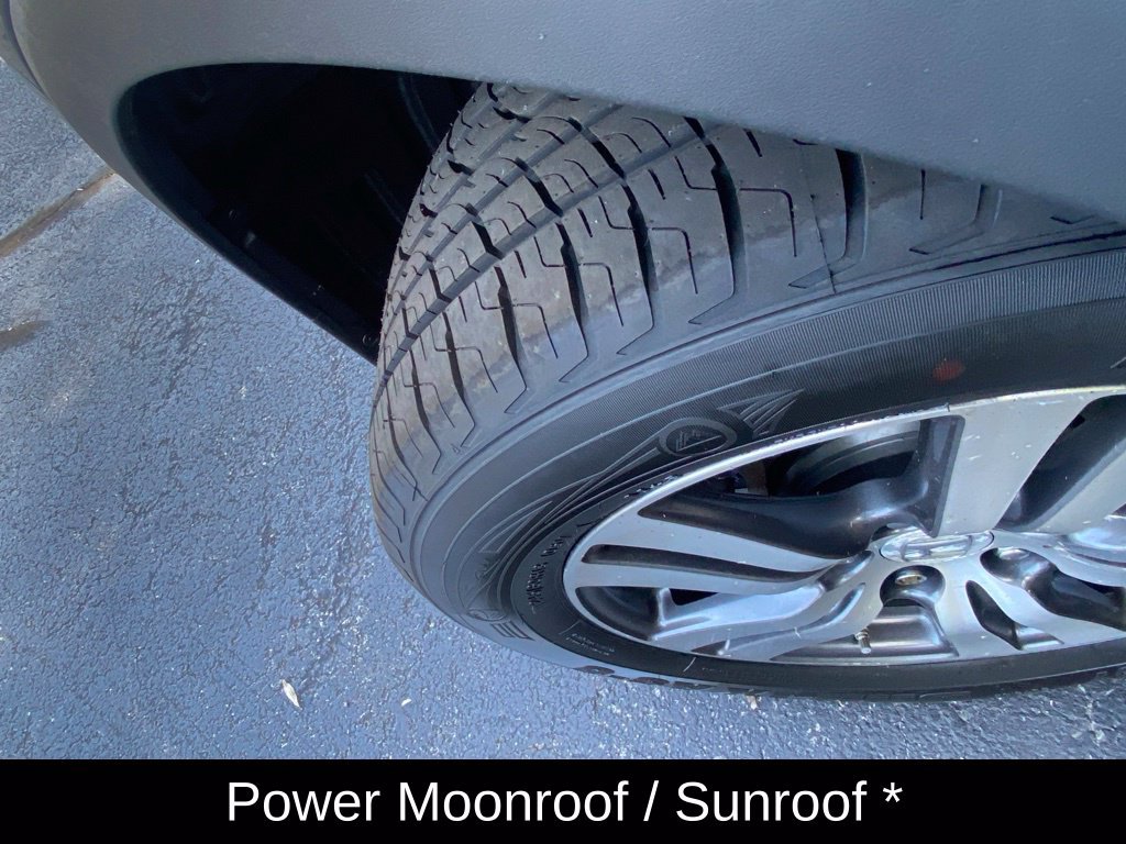 Used 2017 Honda Pilot EX-L image 8