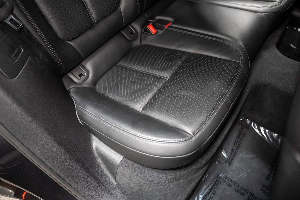 Used 2017 Porsche Macan image 36