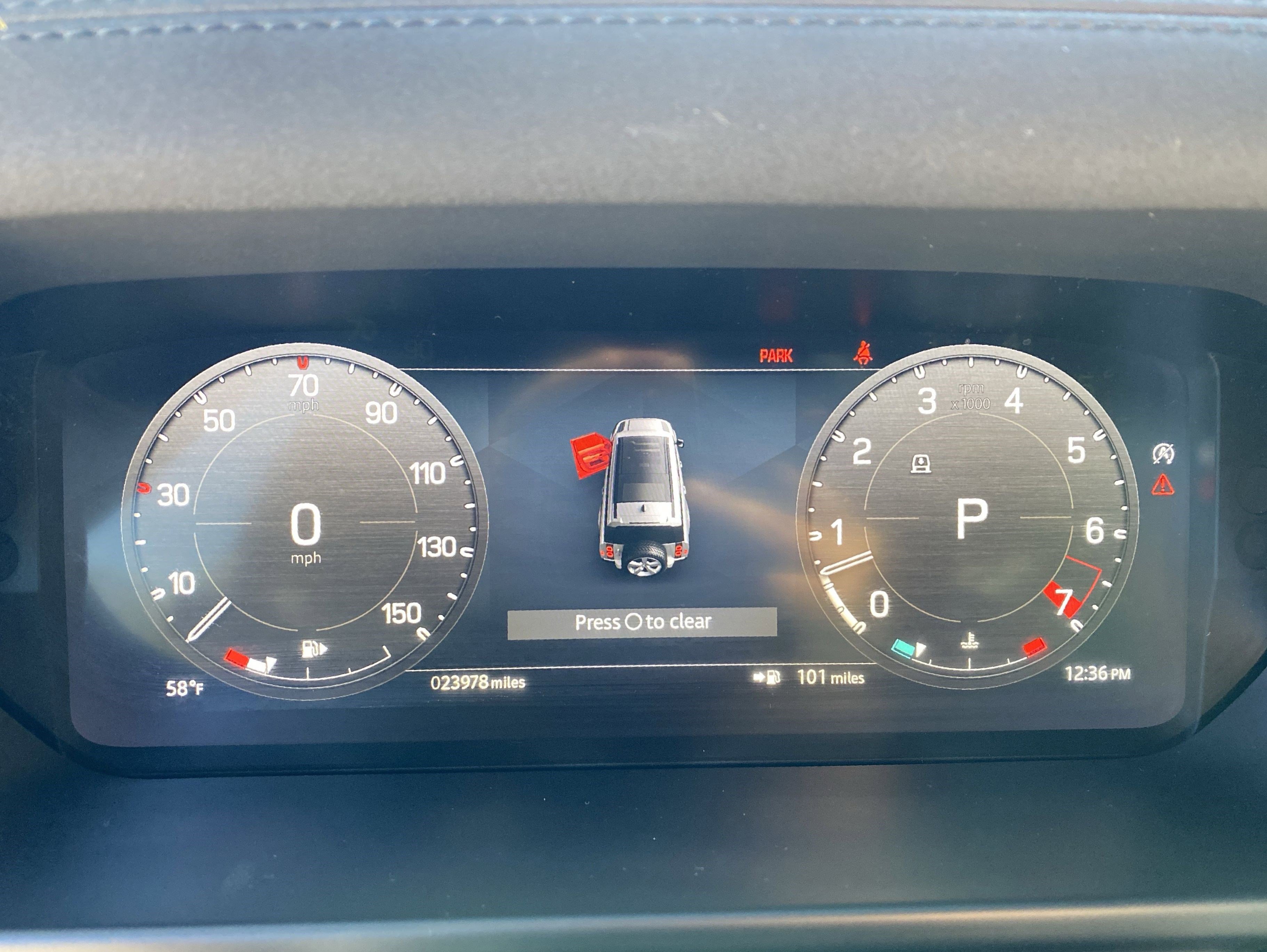 Used 2023 Land Rover Defender 130 X-Dynamic SE image 44