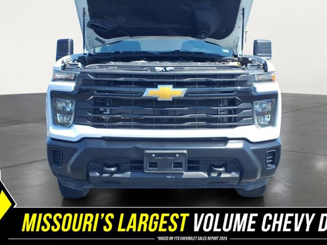 Used 2024 Chevrolet Silverado 3500 W/T AWD/4WD image 22