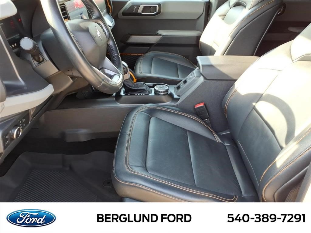 Used 2022 Ford Bronco Badlands w/ Sasquatch Package AWD/4WD image 12