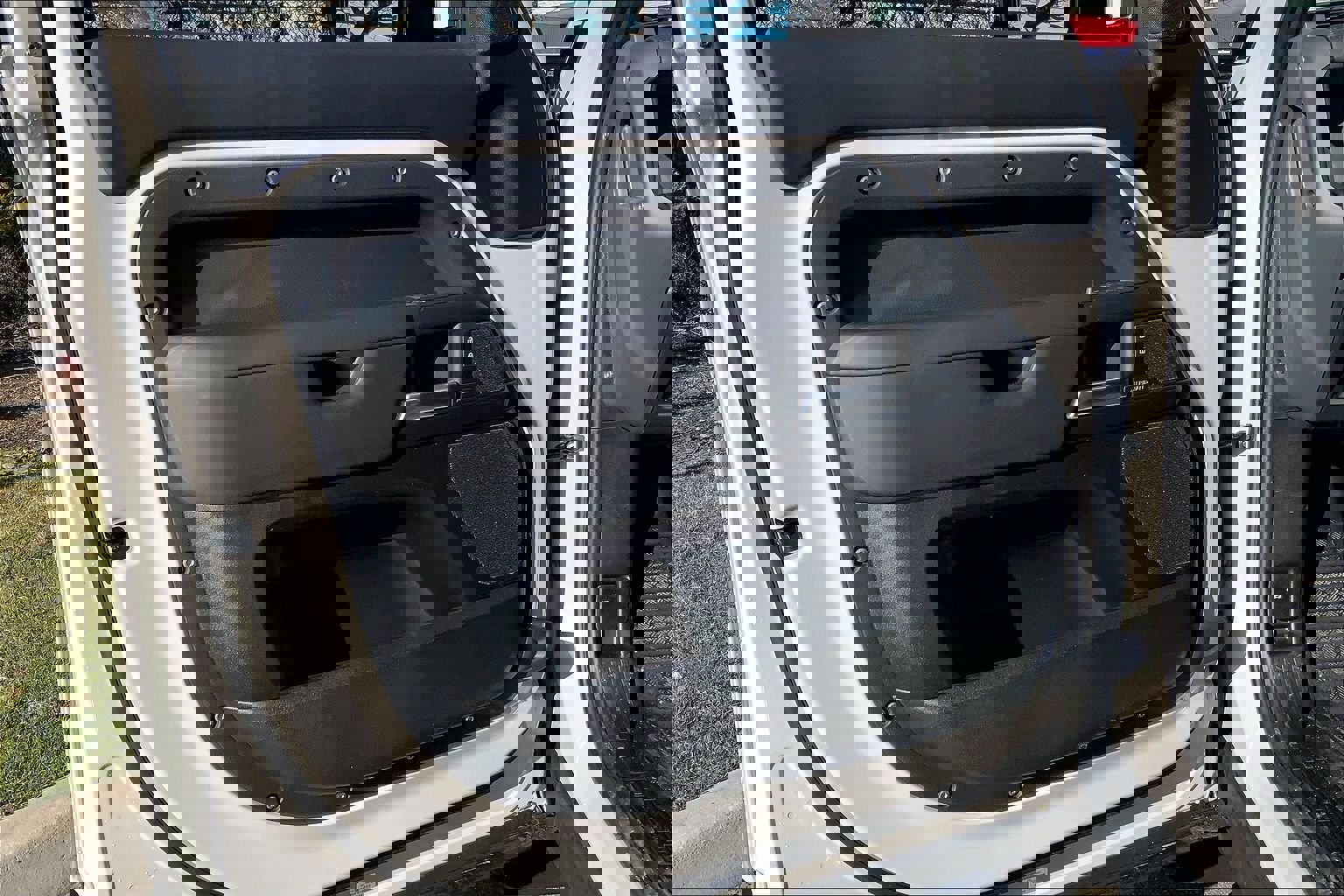 New 2026 Land Rover Defender 110 S image 10