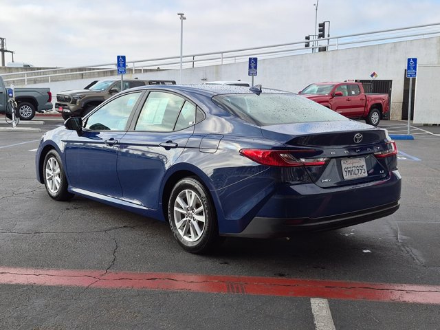 Used 2025 Toyota Camry LE FWD image 11