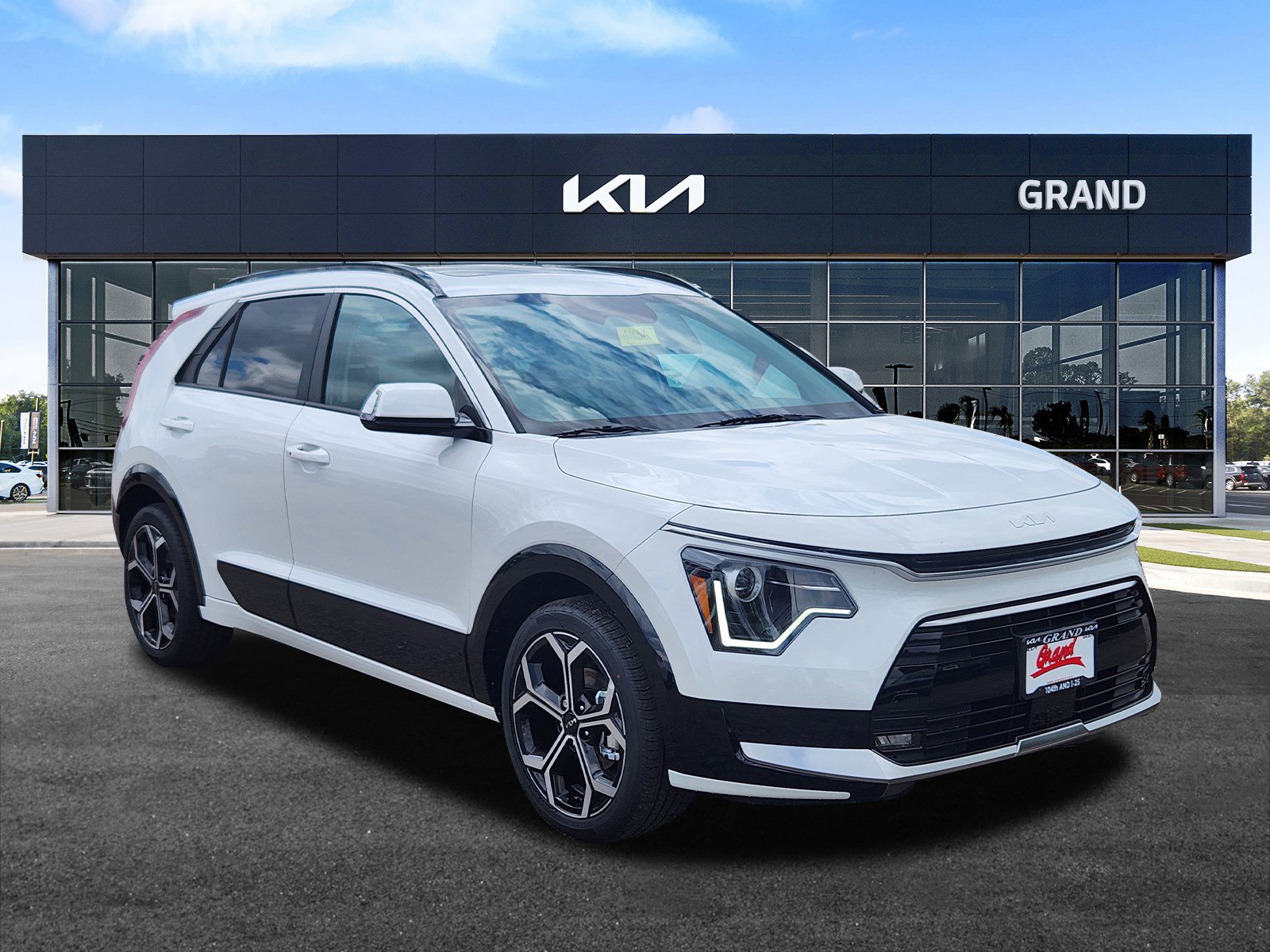 New 2025 Kia Niro EX Touring image 24