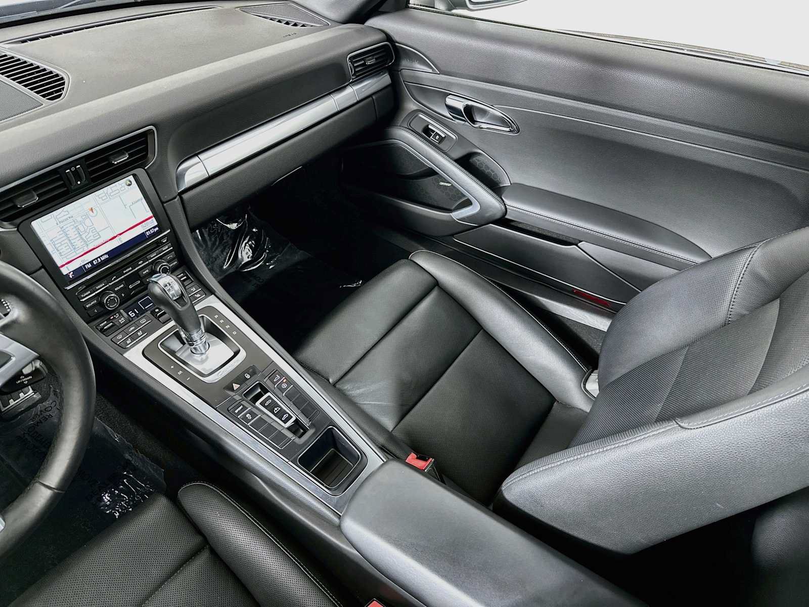 Certified 2014 Porsche 911 Carrera RWD image 22