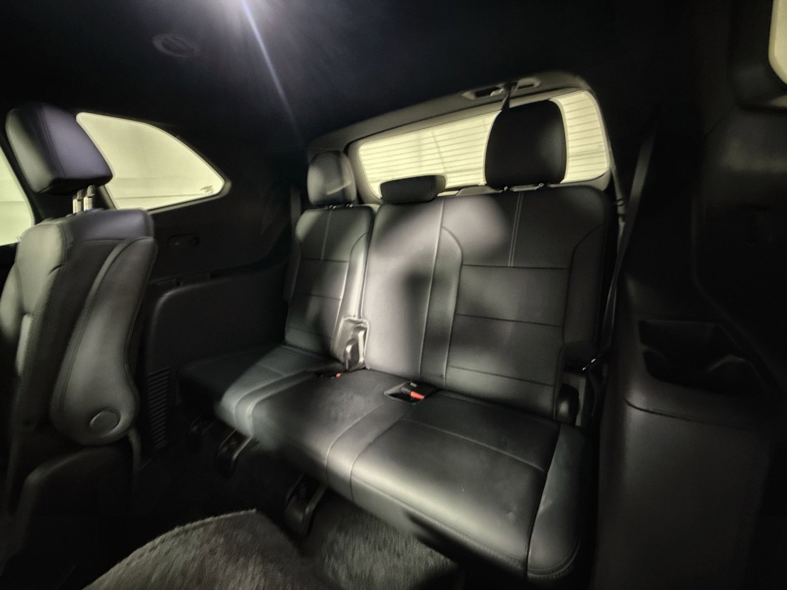 Used 2024 GMC Acadia Elevation image 25