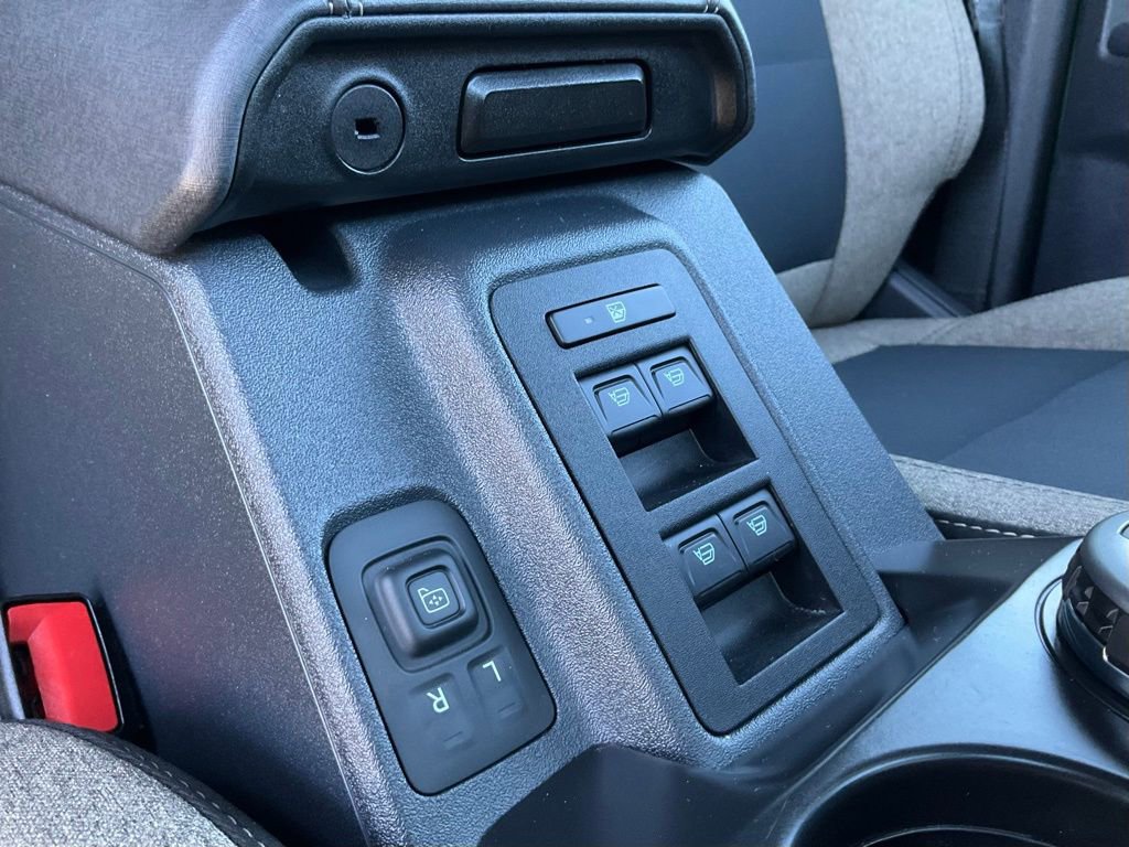 Used 2025 Ford Bronco Big Bend image 53