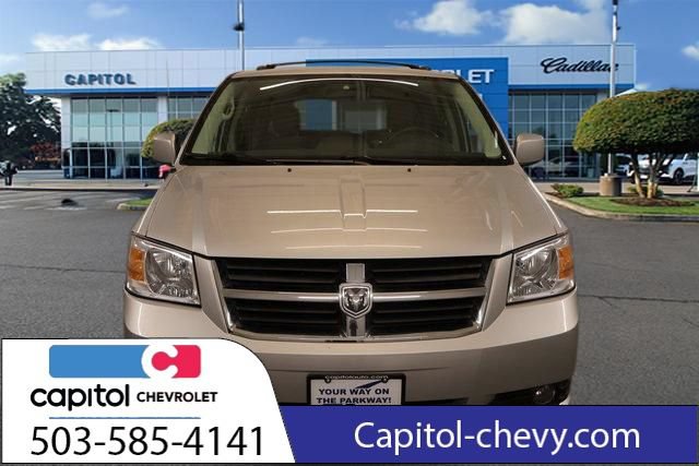 Used 2009 Dodge Grand Caravan SXT FWD image 8