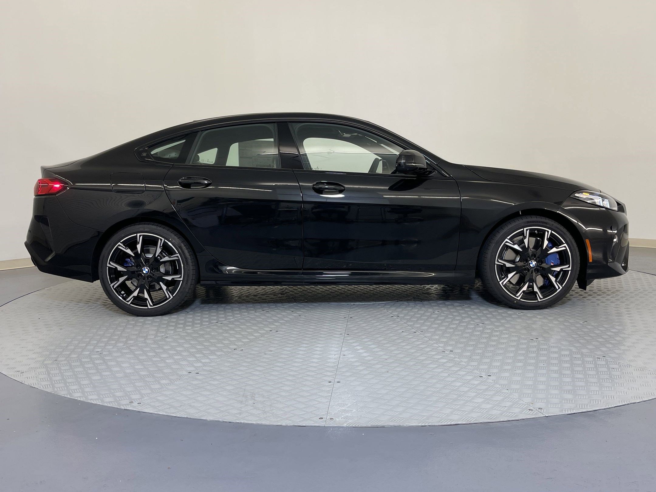 Used 2025 BMW 228i xDrive w/ Premium Package AWD/4WD image 8