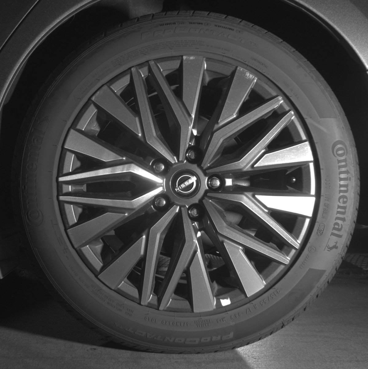 Used 2025 Nissan Altima 2.5 SV image 14