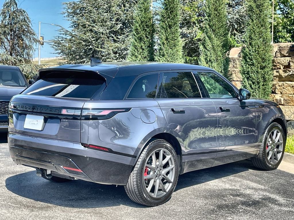 Certified 2025 Land Rover Range Rover Velar Dynamic HSE image 5