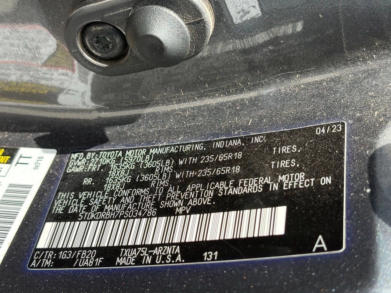 Used 2023 Toyota Highlander LE AWD/4WD image 16