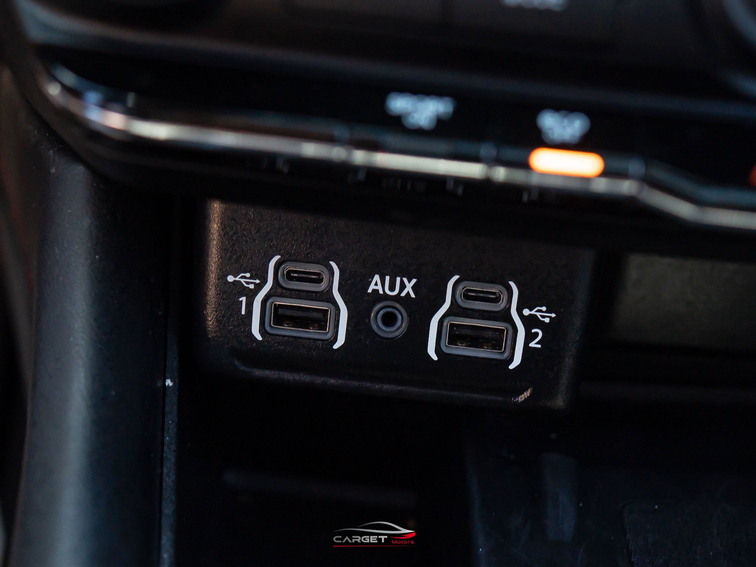 Used 2022 Dodge Durango R/T w/ Blacktop Package AWD/4WD image 34