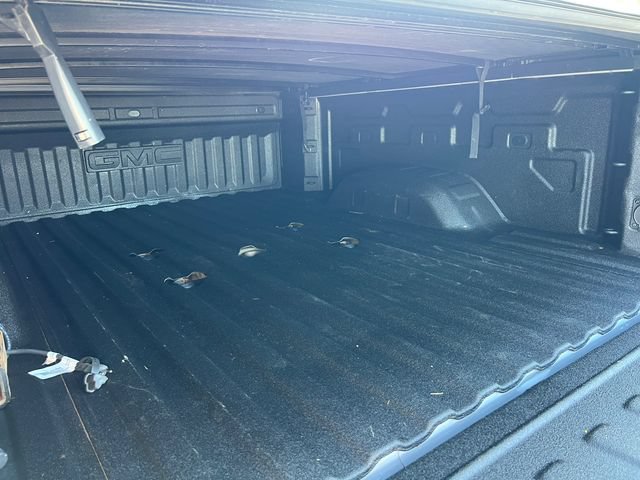 Used 2025 GMC Sierra 3500 SLE w/ SLE Value Package AWD/4WD image 8