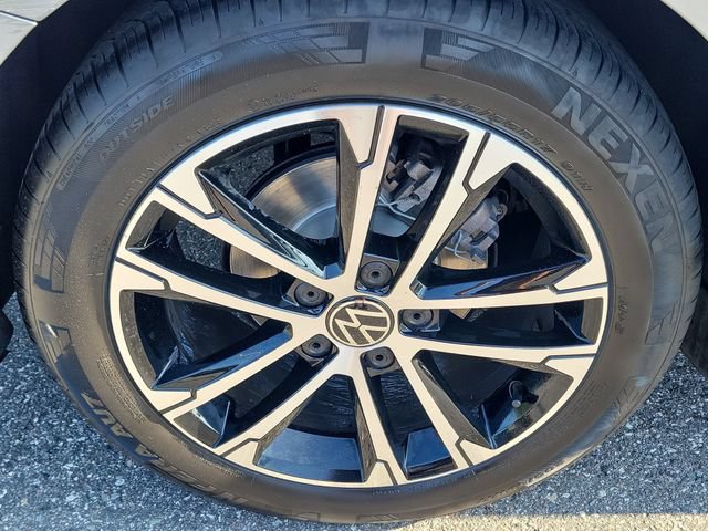 Certified 2023 Volkswagen Jetta Sport FWD image 5