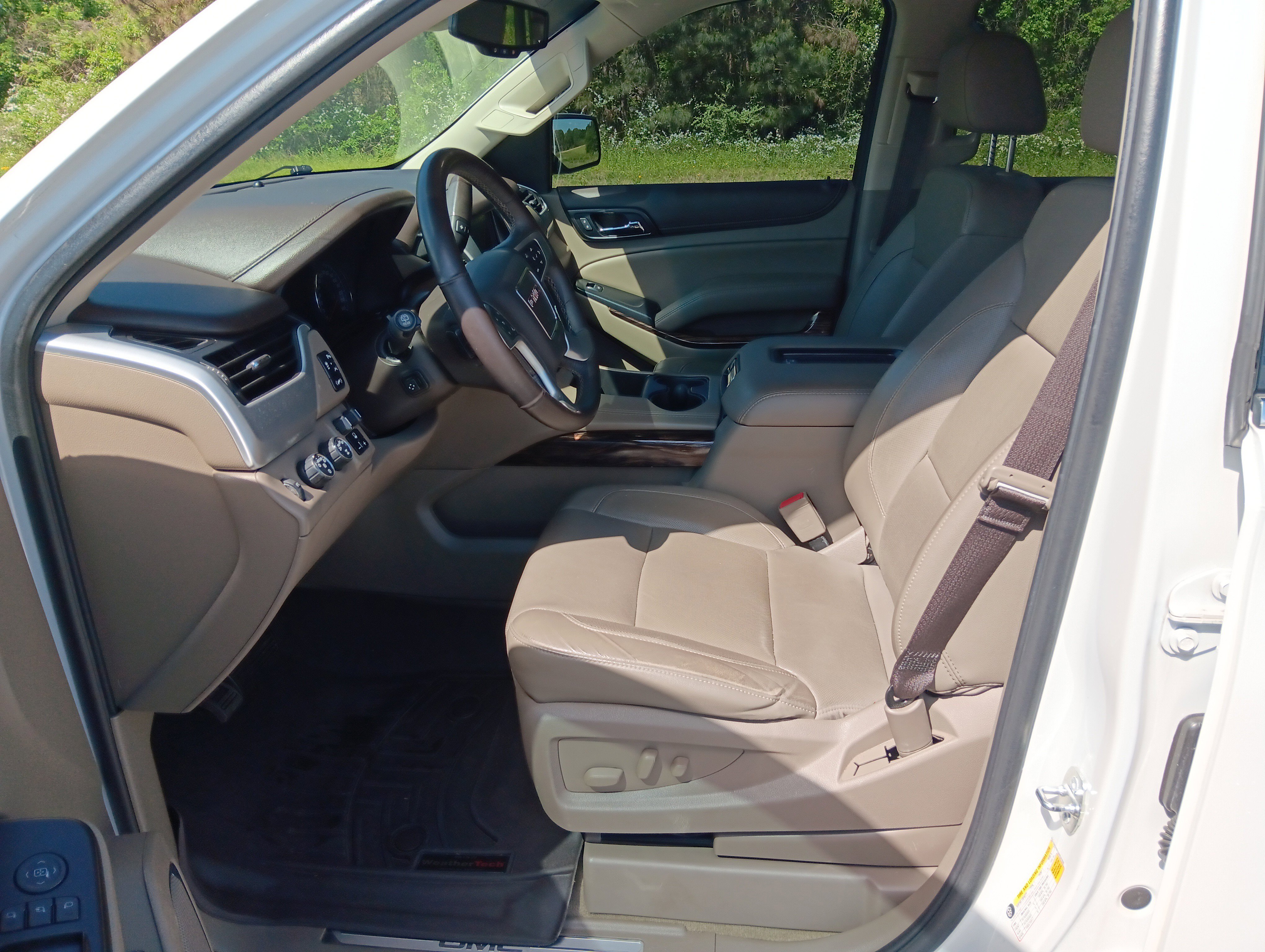 Used 2017 GMC Yukon SLT w/ Open Road Package image 9