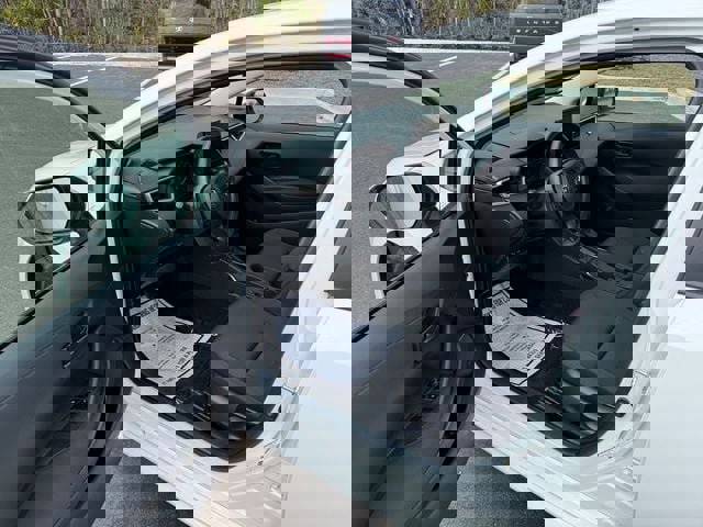 Used 2024 Toyota Corolla LE image 3