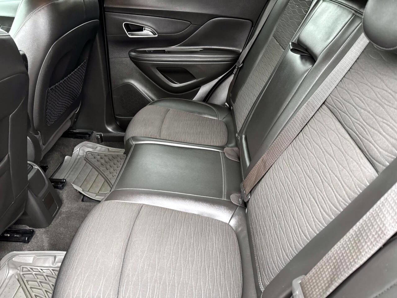 Used 2016 Buick Encore AWD image 10