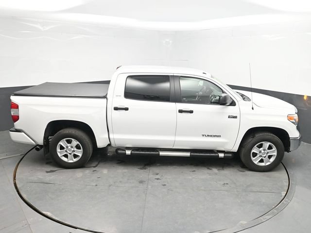 Used 2017 Toyota Tundra SR5 w/ SR5 Upgrade Package AWD/4WD image 33