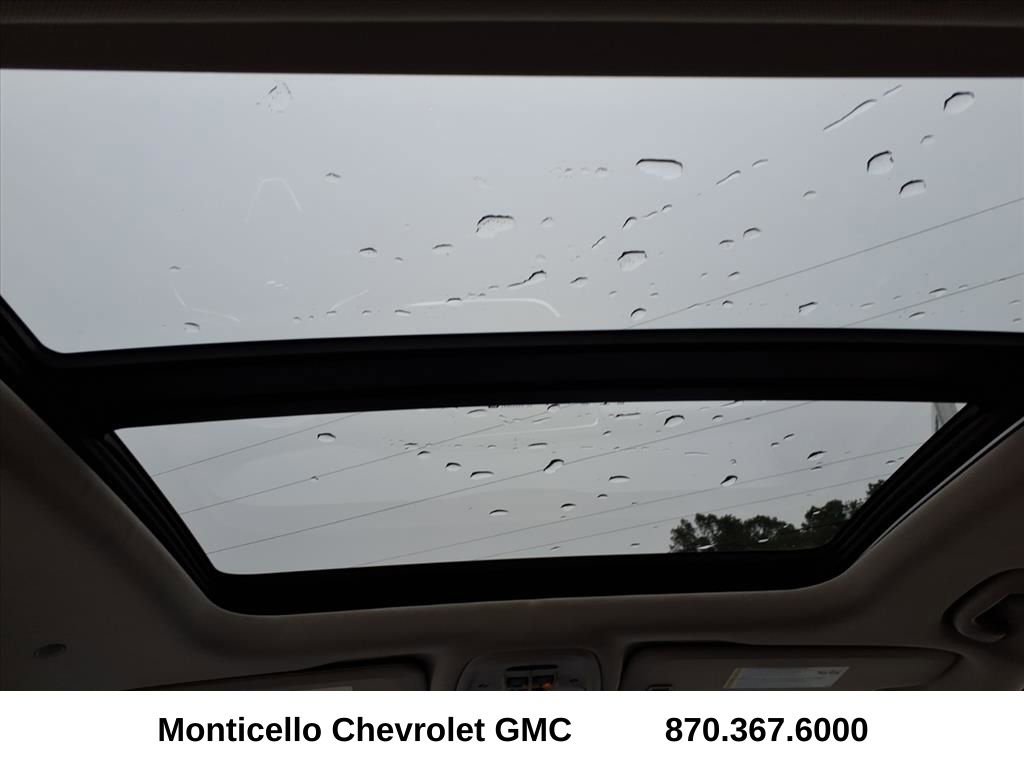 Used 2022 Buick Encore GX Essence w/ Experience Buick Package image 11