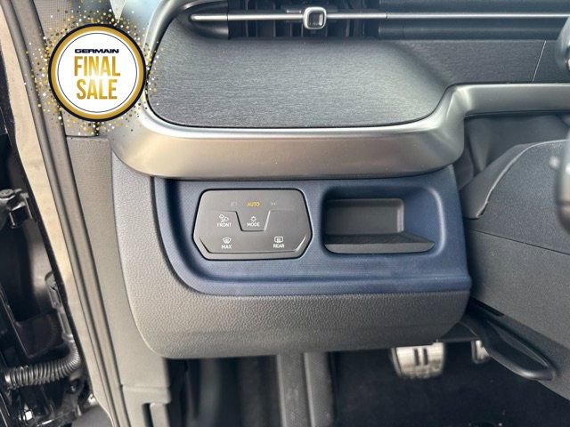 New 2025 Volkswagen ID. Buzz Pro S image 19