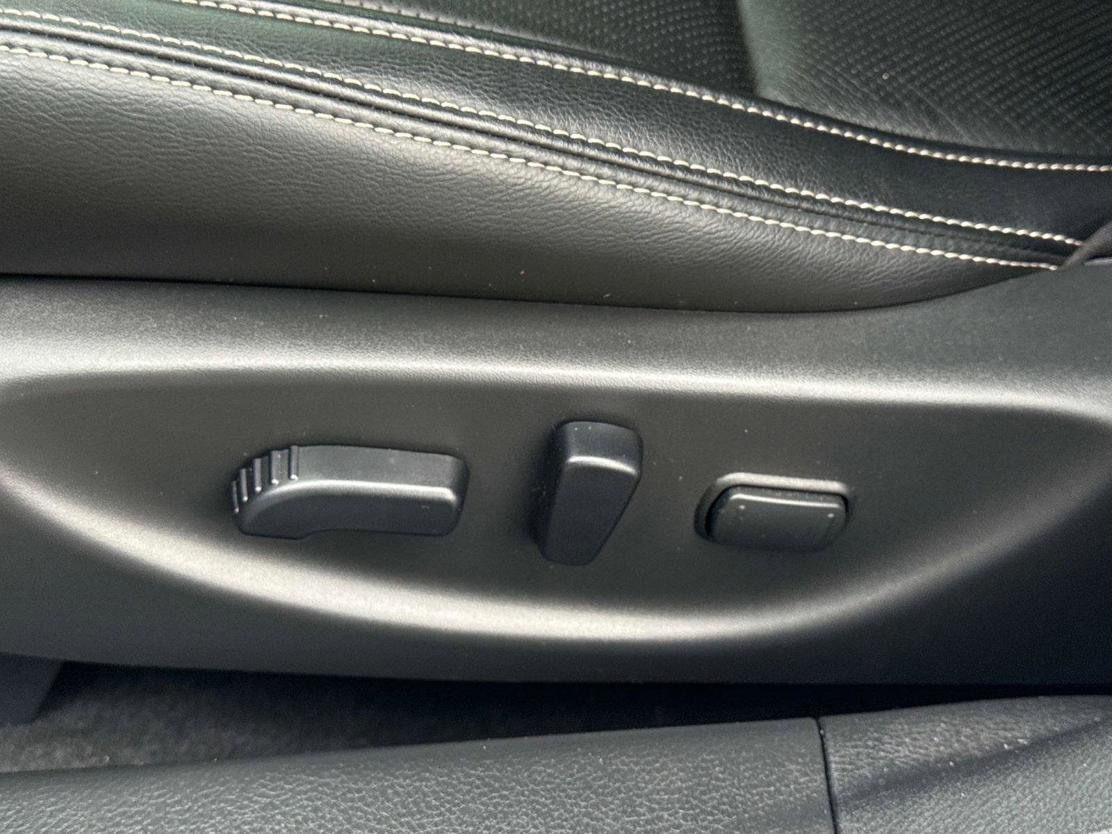 Used 2021 Nissan Maxima 3.5 SV w/ Floor Mat Group image 18