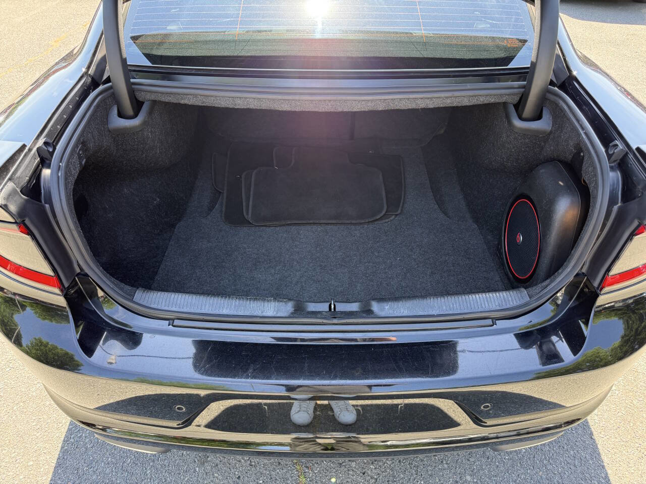 Used 2015 Dodge Charger SXT w/ AWD Plus Group image 12